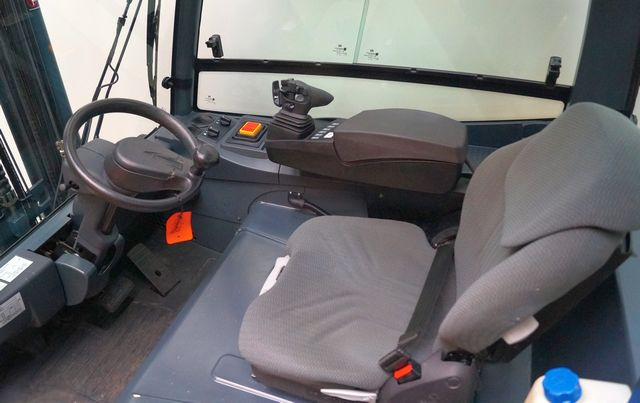 Electric forklift Jungheinrich EFG425