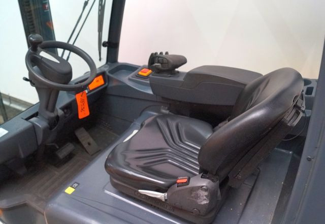 Electric forklift Jungheinrich EFG425s