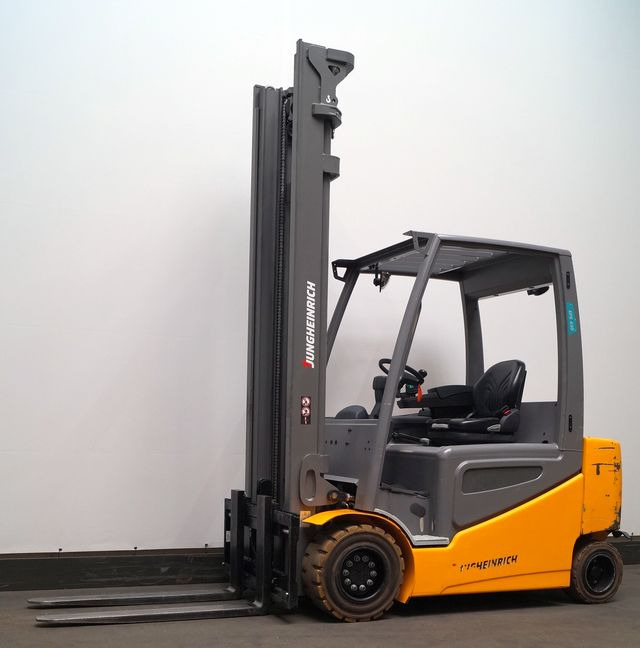 Electric forklift Jungheinrich EFG430