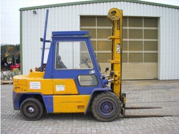 Clark C 500-Y 100 PD - Forklift