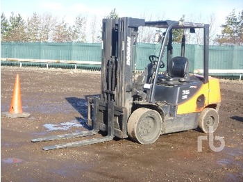 Doosan D35C-5 - Forklift