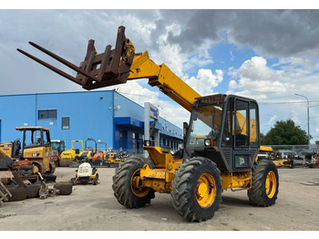 Telescopic handler JCB