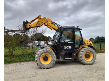 Telescopic handler JCB