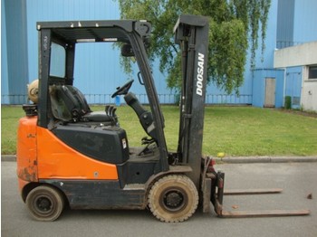 DOOSAN G20SC-5 - LPG forklift