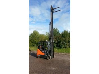 DOOSAN GC30P-5  - LPG forklift