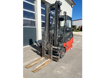 Forklift LINDE E25