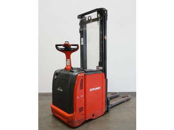 Stacker LINDE L14