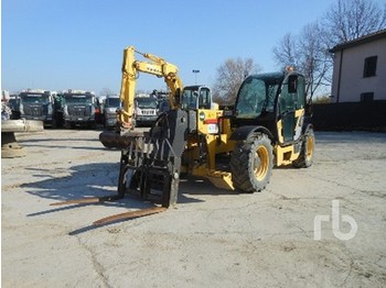 Telescopic handler New Holland LM1343: picture 1