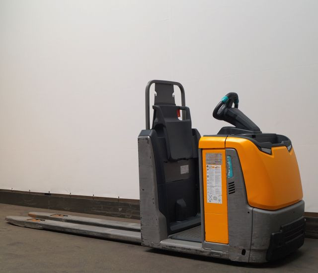 Order picker Jungheinrich ECE225