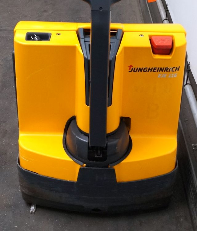 Pallet truck Jungheinrich EJE116