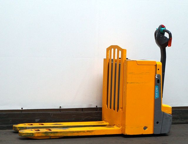 Pallet truck Jungheinrich EJE C20