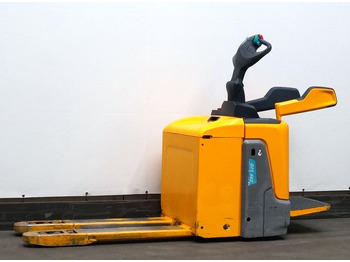 Pallet truck  Jungheinrich ERE120