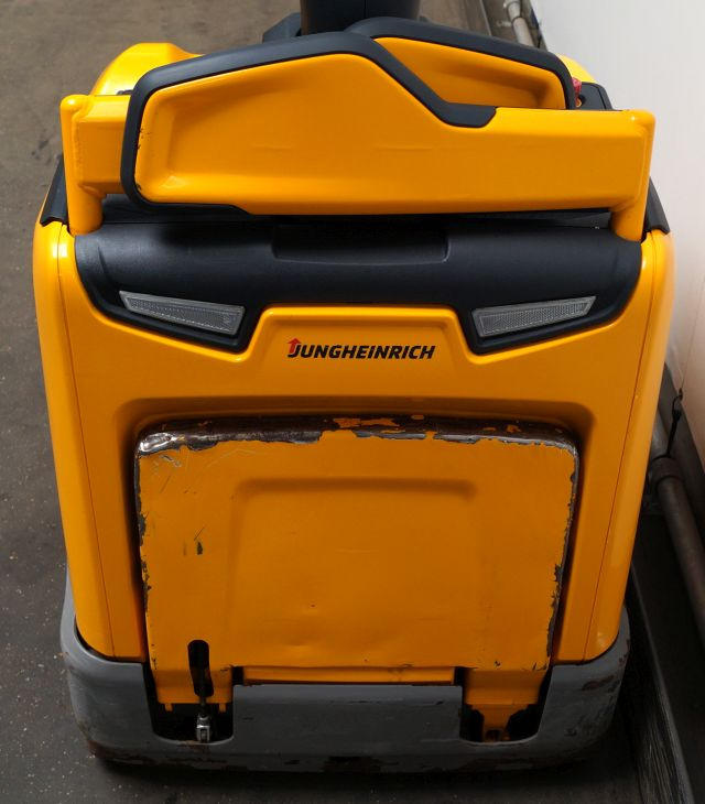 Pallet truck Jungheinrich ERE120