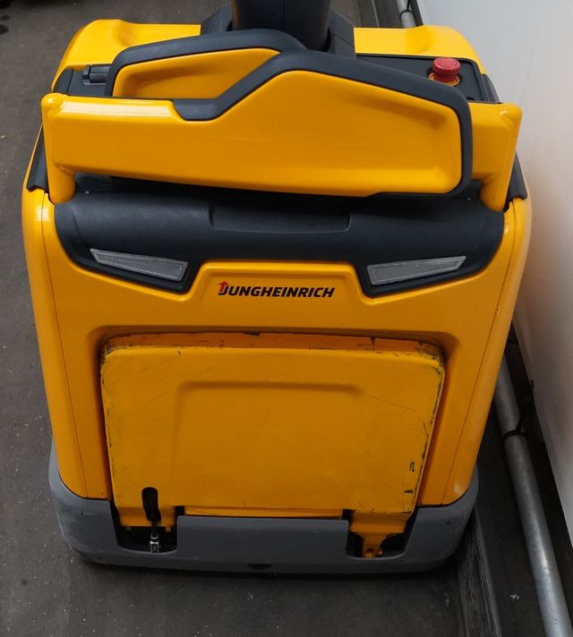 Pallet truck Jungheinrich ERE120