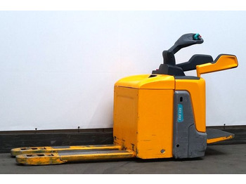 Pallet truck  Jungheinrich ERE125