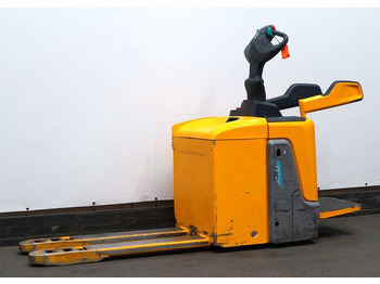 Pallet truck  Jungheinrich ERE125