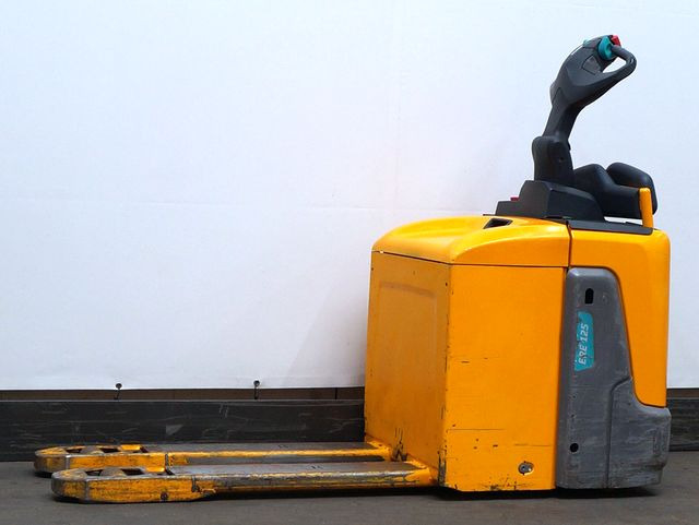 Pallet truck Jungheinrich ERE125