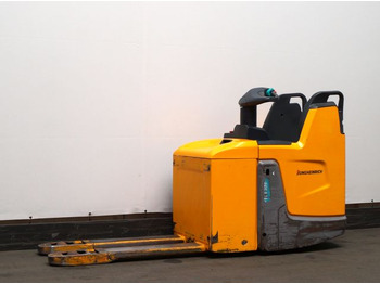 Pallet truck  Jungheinrich ERE225