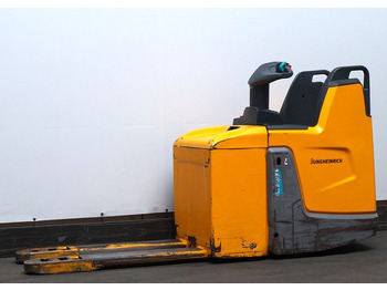 Pallet truck  Jungheinrich ERE225