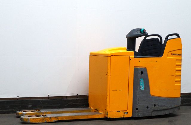 Pallet truck Jungheinrich ERE225