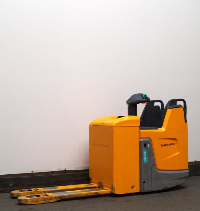 Pallet truck Jungheinrich ERE225