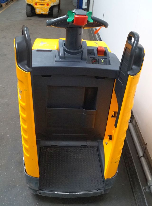 Pallet truck Jungheinrich ERE225