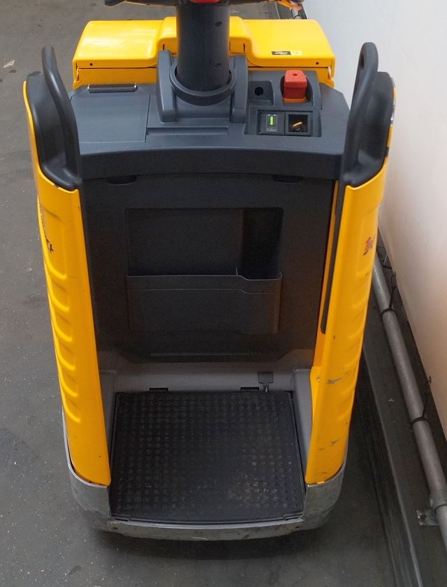 Pallet truck Jungheinrich ERE225