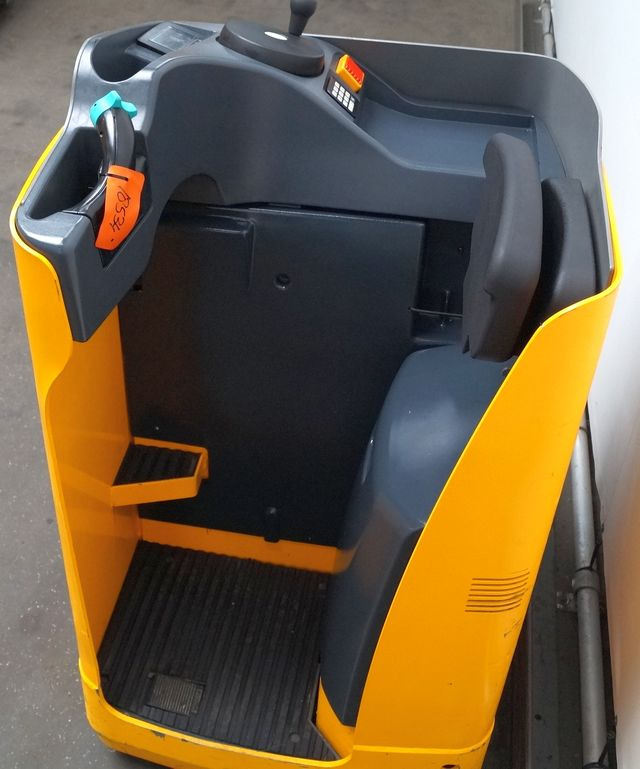 Pallet truck Jungheinrich ESE120