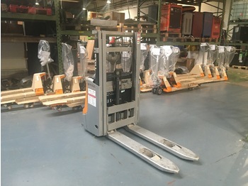 Pallet truck STILL EXV 12