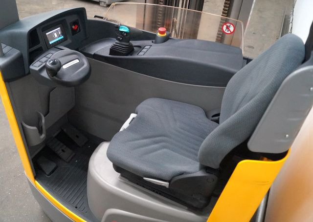 Reach truck Jungheinrich ETV214