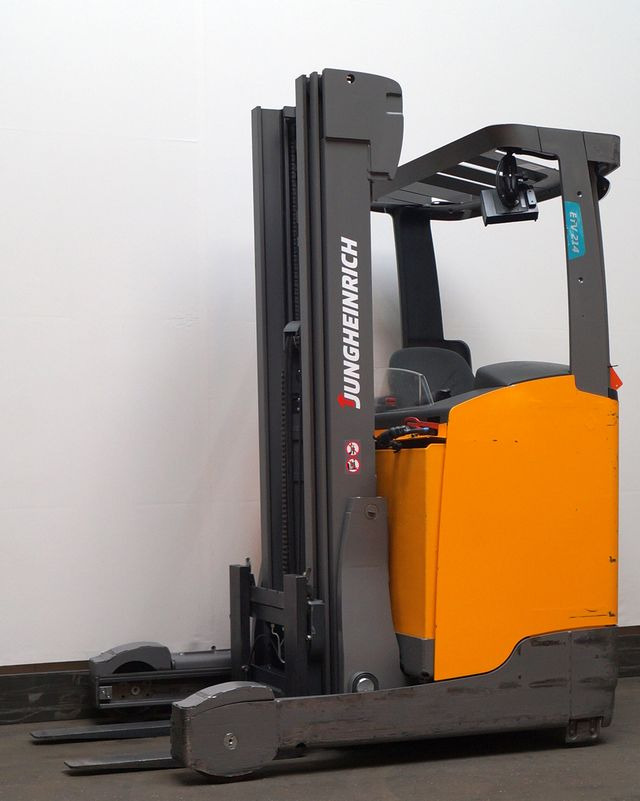 Reach truck Jungheinrich ETV214