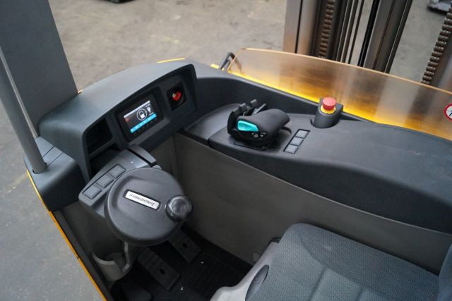 Reach truck Jungheinrich ETV214