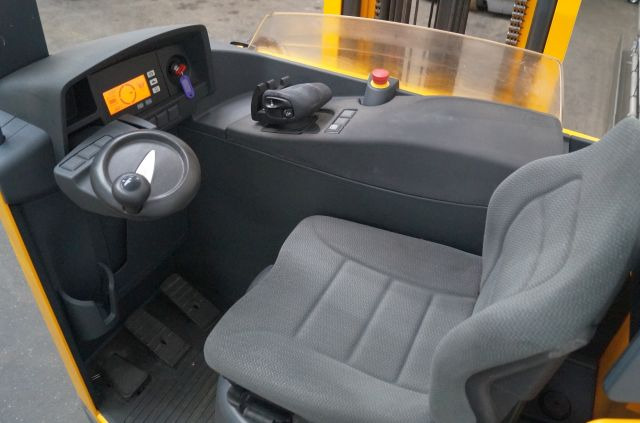 Reach truck Jungheinrich ETV214