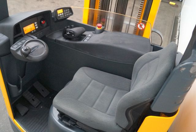 Reach truck Jungheinrich ETV214