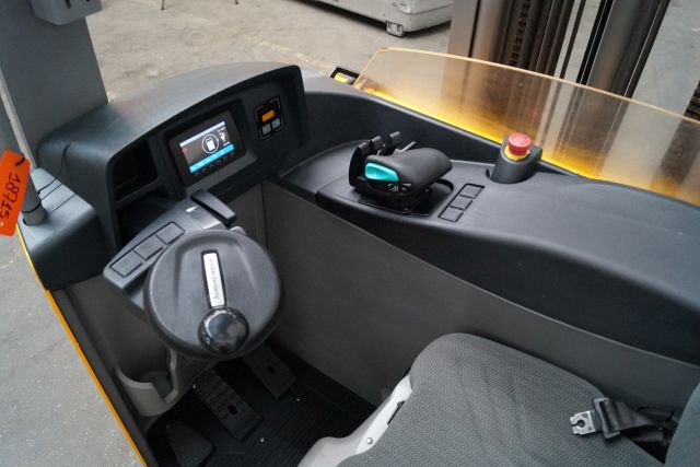 Reach truck Jungheinrich ETV214