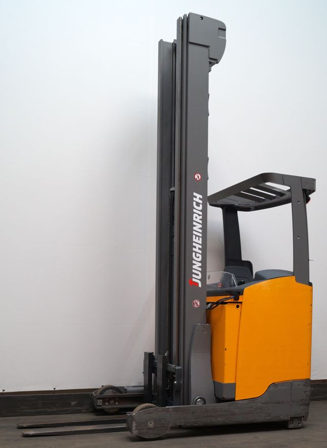 Reach truck Jungheinrich ETV214