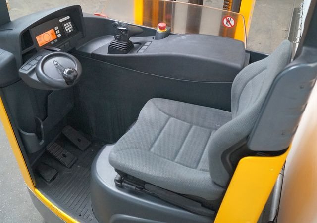 Reach truck Jungheinrich ETV214