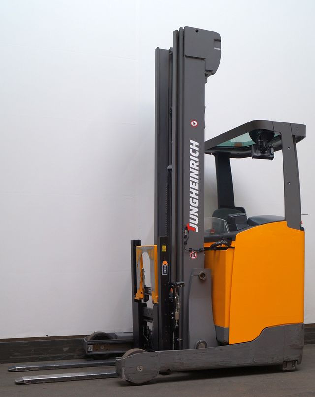 Reach truck Jungheinrich ETV216