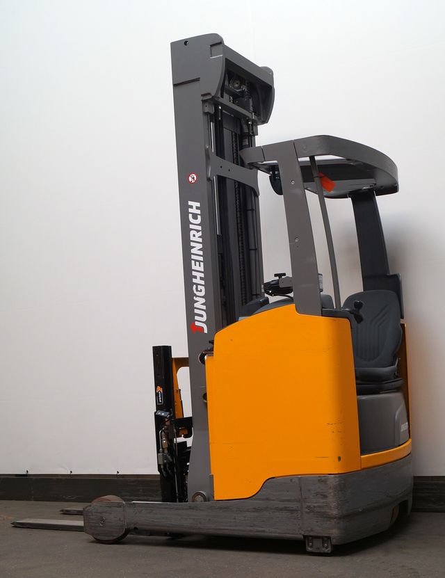 Reach truck Jungheinrich ETV216