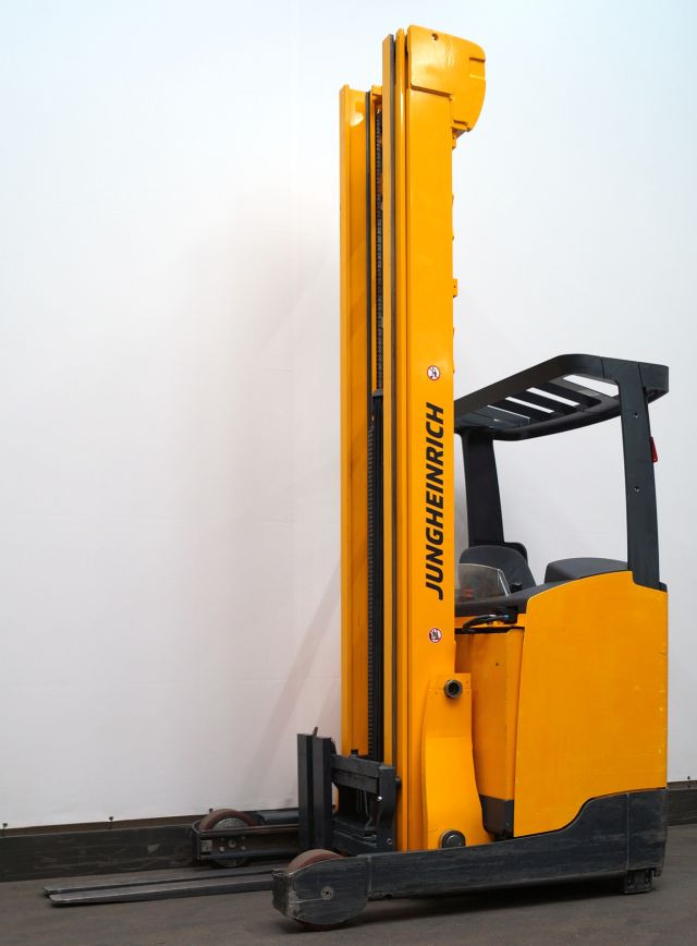 Reach truck Jungheinrich ETV216