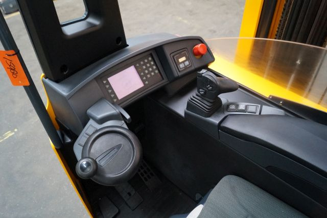 Reach truck Jungheinrich ETV320