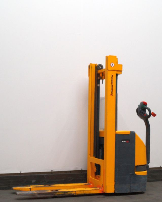 Stacker Jungheinrich EJC10