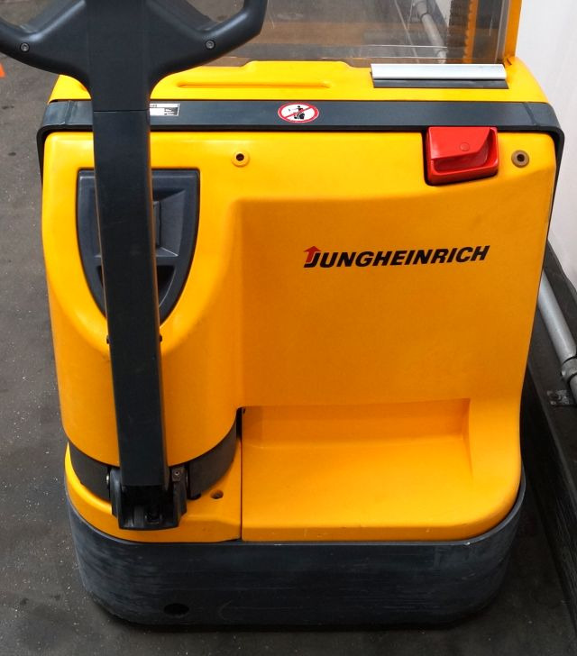 Stacker Jungheinrich EJC10