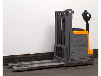 Stacker  Jungheinrich EJD220