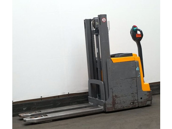 Stacker  Jungheinrich EJD220
