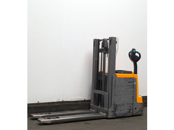 Stacker  Jungheinrich EJD220