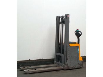 Stacker  Jungheinrich EJD220