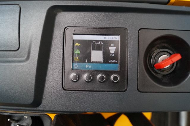 Stacker Jungheinrich EJD222