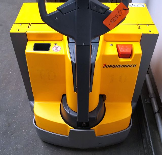 Stacker Jungheinrich EJG110