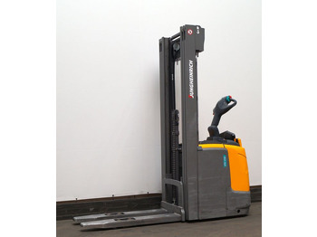 Stacker  Jungheinrich ERC216